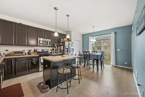 Kitchen - Undisclosed, Winfield, IL 60190 photo 1 of 5
