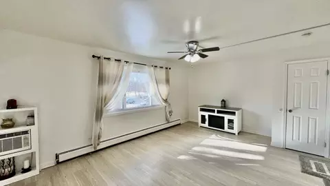 Living - 2312 Algonquin Rd #9, Rolling Meadows, IL 60008 photo 2 of 4