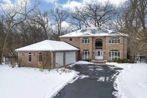 3390 Old Mill Rd, Highland Park, IL 60035