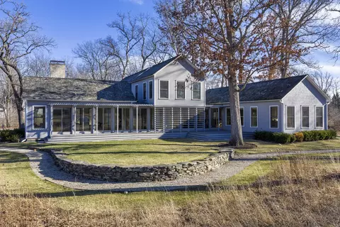 26403 N Farwell Rd, Mettawa, IL 60045