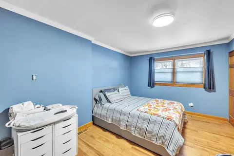 Bedroom - 8014 Mobile Ave, Burbank, IL 60459 photo 1 of 6