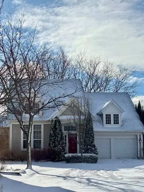 728 Darby Ct, Indian Creek, IL 60061