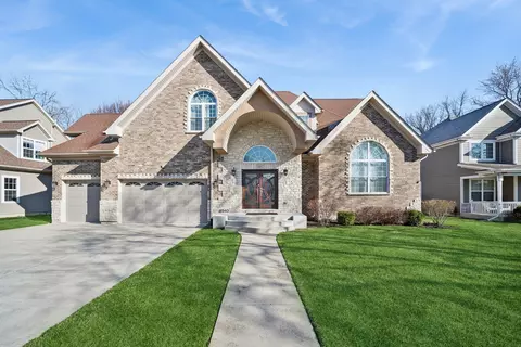940 Freeman Rd, Hoffman Estates, IL 60192