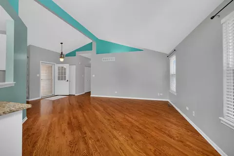 Living - 1211 Bluejay Ln, Plainfield, IL 60586 photo 5 of 5