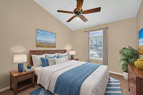 Bedroom - 1211 Bluejay Ln, Plainfield, IL 60586 photo 4 of 5