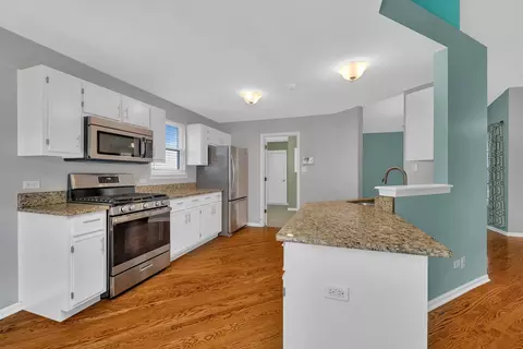 Kitchen - 1211 Bluejay Ln, Plainfield, IL 60586 photo 4 of 4