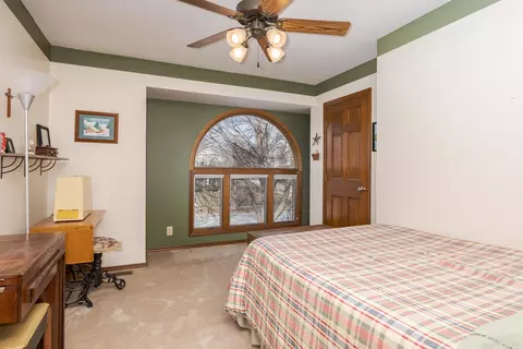 Bedroom - 2813 Stonehurst Dr, Bloomington, IL 61704 photo 5 of 8