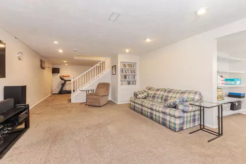 Other - 2813 Stonehurst Dr, Bloomington, IL 61704 photo 4 of 9