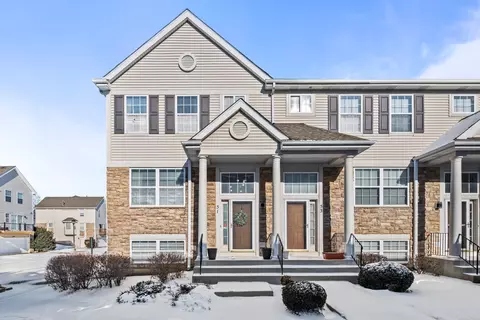 51 E Clare Ct #51, Palatine, IL 60067
