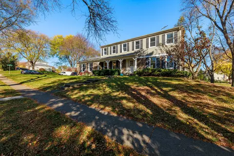 1224 W Whytecliff Rd, Palatine, IL 60067