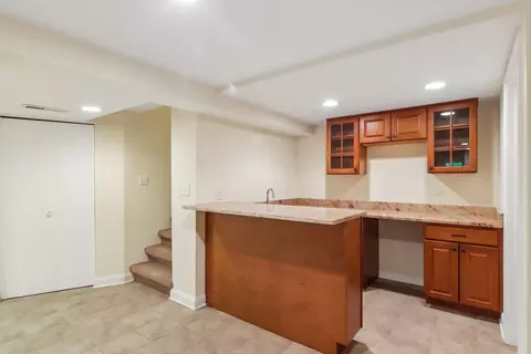 Other - 682 Claridge Cir, Hoffman Estates, IL 60169 photo 5 of 11