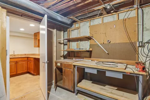 Other - 682 Claridge Cir, Hoffman Estates, IL 60169 photo 11 of 11