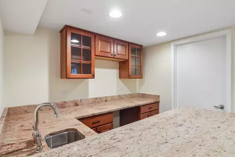 Other - 682 Claridge Cir, Hoffman Estates, IL 60169 photo 7 of 11