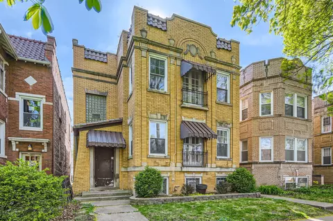 6431 N Campbell Ave, Chicago, IL 60645