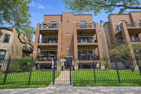 4543 N Malden St #1N, Chicago, IL 60640