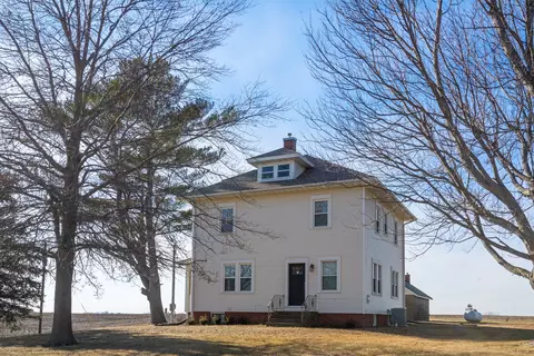 18433 E 1300th St, Geneseo, IL 61254