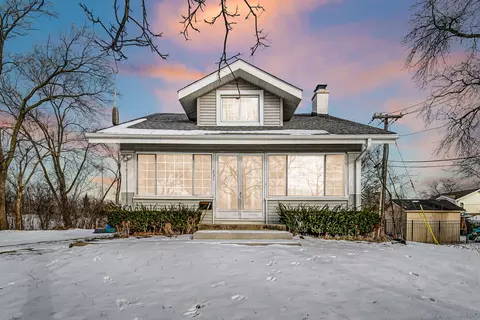831 W North St, Hinsdale, IL 60521