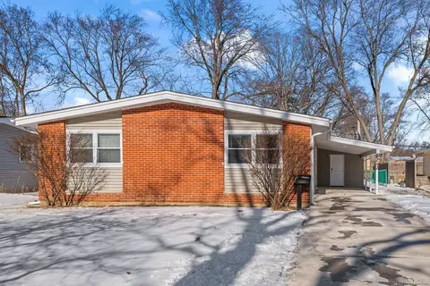 Exterior - 2212 Fulle St, Rolling Meadows, IL 60008 photo 2 of 7