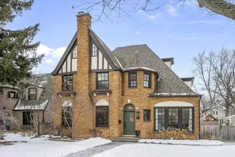 1311 Scott Ave, Winnetka, IL 60093