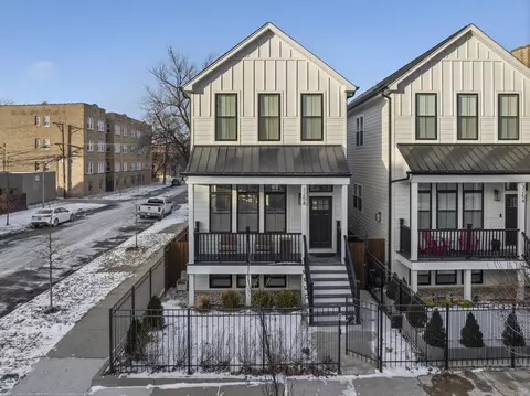 3258 W Crystal St, Chicago, IL 60651