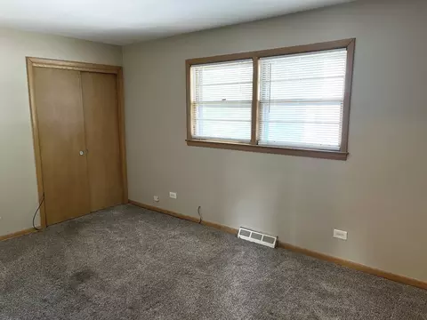 Bedroom - 664 E 142nd St, Dolton, IL 60419 photo 1 of 3