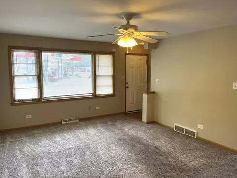 Living - 664 E 142nd St, Dolton, IL 60419 photo 2 of 2