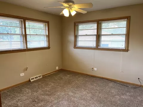 Bedroom - 664 E 142nd St, Dolton, IL 60419 photo 2 of 3
