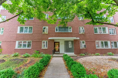 7200 Oak Ave #3NW, River Forest, IL 60305