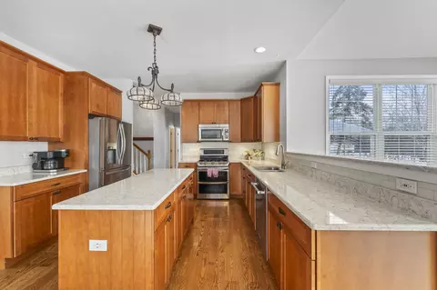 Kitchen - 1575 Old Forge Rd, Bartlett, IL 60103 photo 4 of 7