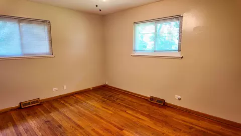 Bedroom - 3506 Ithaca Rd, Olympia Fields, IL 60461 photo 6 of 10