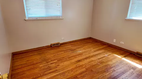 Bedroom - 3506 Ithaca Rd, Olympia Fields, IL 60461 photo 8 of 10