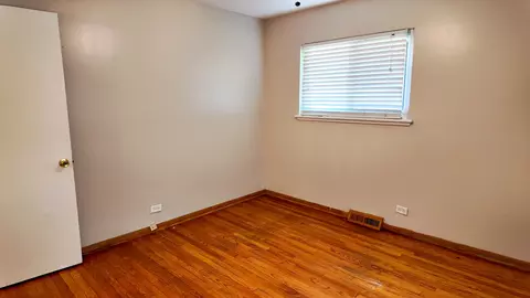 Bedroom - 3506 Ithaca Rd, Olympia Fields, IL 60461 photo 7 of 10