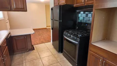 Kitchen - 3506 Ithaca Rd, Olympia Fields, IL 60461 photo 5 of 5