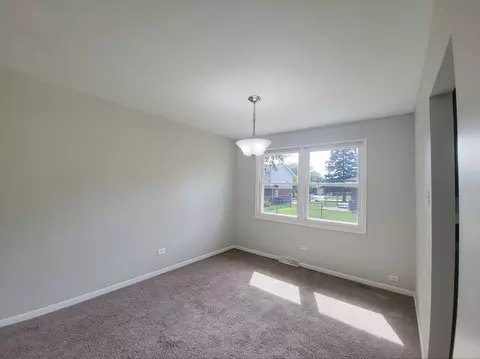 Dining - 6037 Spring Ln, Matteson, IL 60443 photo 2 of 2