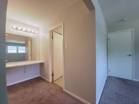 Entry Way - 6037 Spring Ln, Matteson, IL 60443 photo 1 of 1