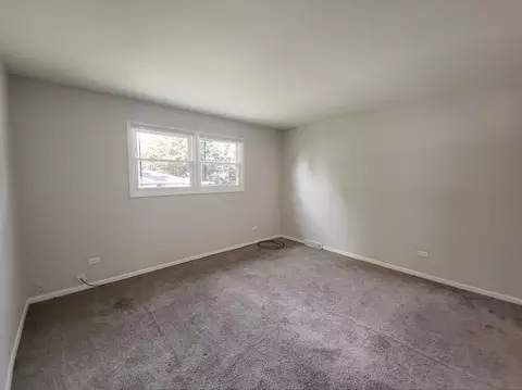 Bedroom - 6037 Spring Ln, Matteson, IL 60443 photo 4 of 8