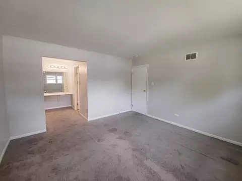 Bedroom - 6037 Spring Ln, Matteson, IL 60443 photo 5 of 8