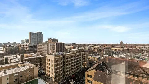 View/Area - Undisclosed, Chicago, IL 60613 photo 2 of 3
