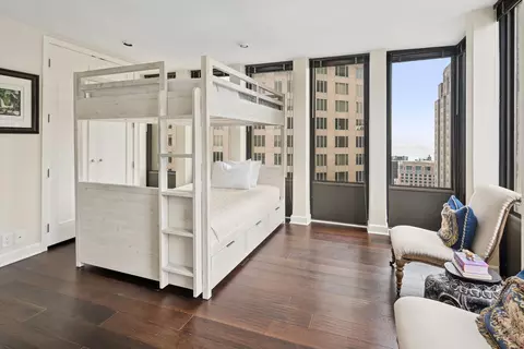 Bedroom - 100 E Walton St #41DE, Chicago, IL 60611 photo 2 of 5
