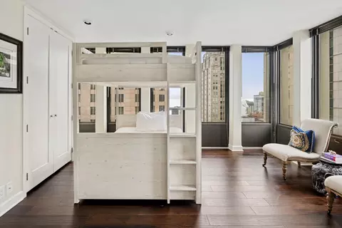 Bedroom - 100 E Walton St #41DE, Chicago, IL 60611 photo 1 of 5