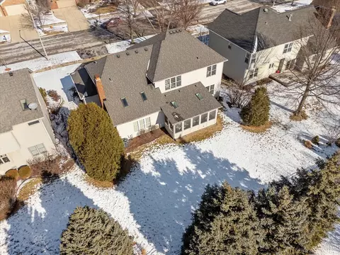 3816 Grassmere Rd, Naperville, IL 60564 photo 38