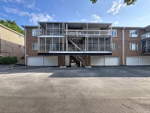 Exterior - 3715 35th St #3, Moline, IL 61265 photo 4 of 6