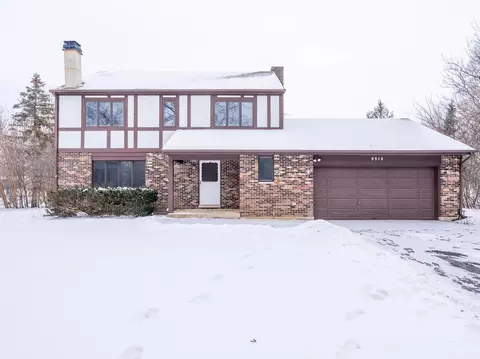 9515 Butternut Dr, Crystal Lake, IL 60014