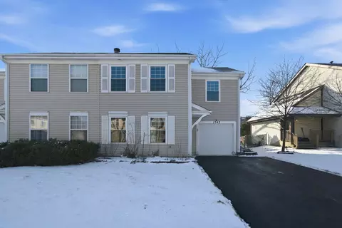 1743 Mccormick Ln, Hanover Park, IL 60133