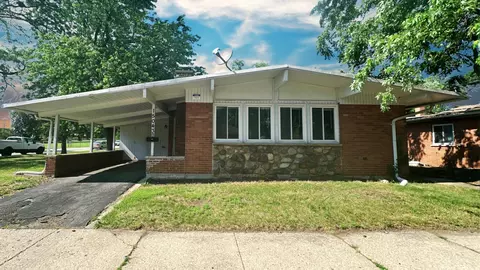 15043 Meadow Ln, Dolton, IL 60419