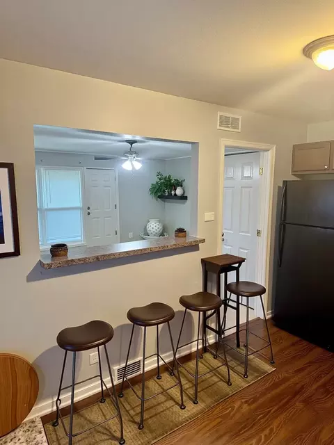 Kitchen - 1212 E 151st St, Dolton, IL 60419 photo 1 of 4
