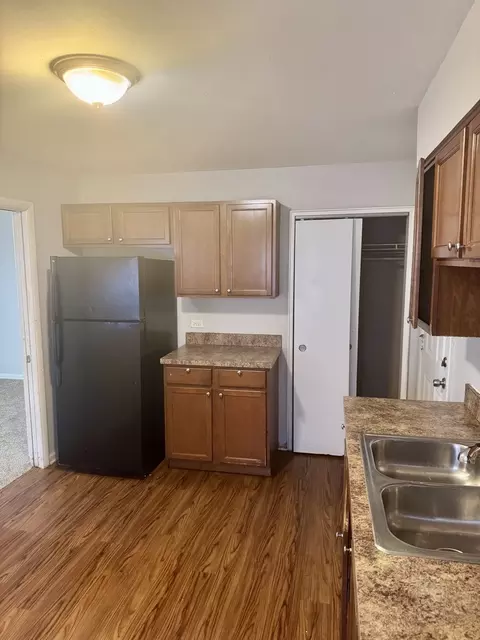 Kitchen - 1212 E 151st St, Dolton, IL 60419 photo 4 of 4