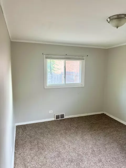 Bedroom - 1212 E 151st St, Dolton, IL 60419 photo 3 of 8