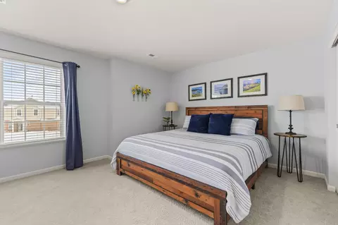 Bedroom - 1241 Draper Rd, Mchenry, IL 60050 photo 3 of 5