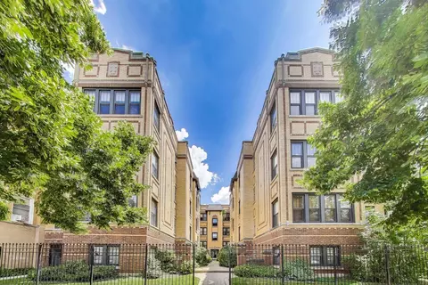 4333 N Troy St #3E, Chicago, IL 60618